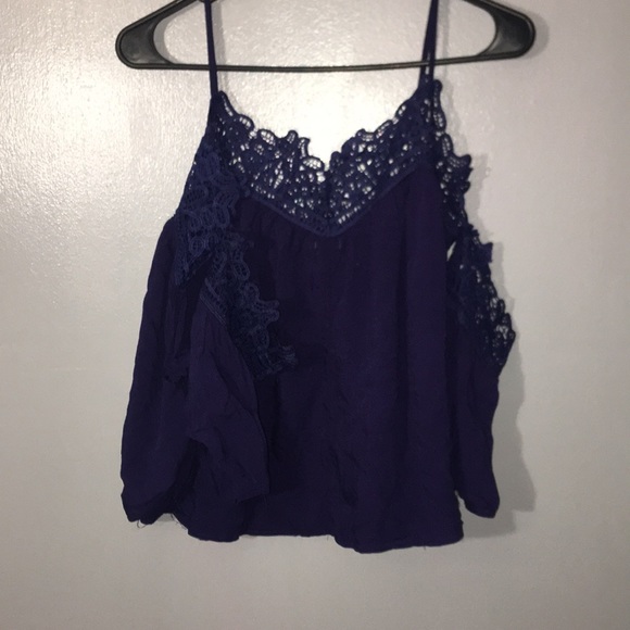Charlotte Russe M Top - Picture 2 of 5